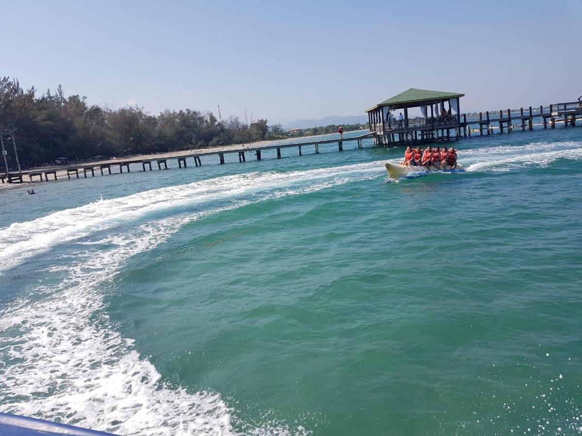 La Ensenada Beach Resort テラ エクステリア 写真